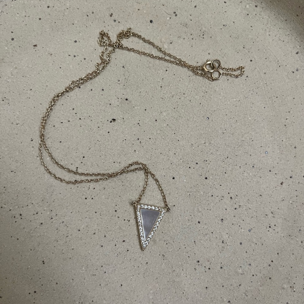 Dainty gold triangle necklace